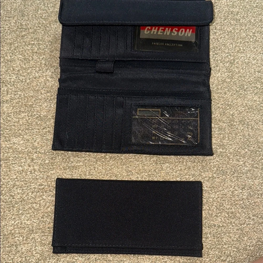 CHENSON Chic Black Wallet with Metal Accent